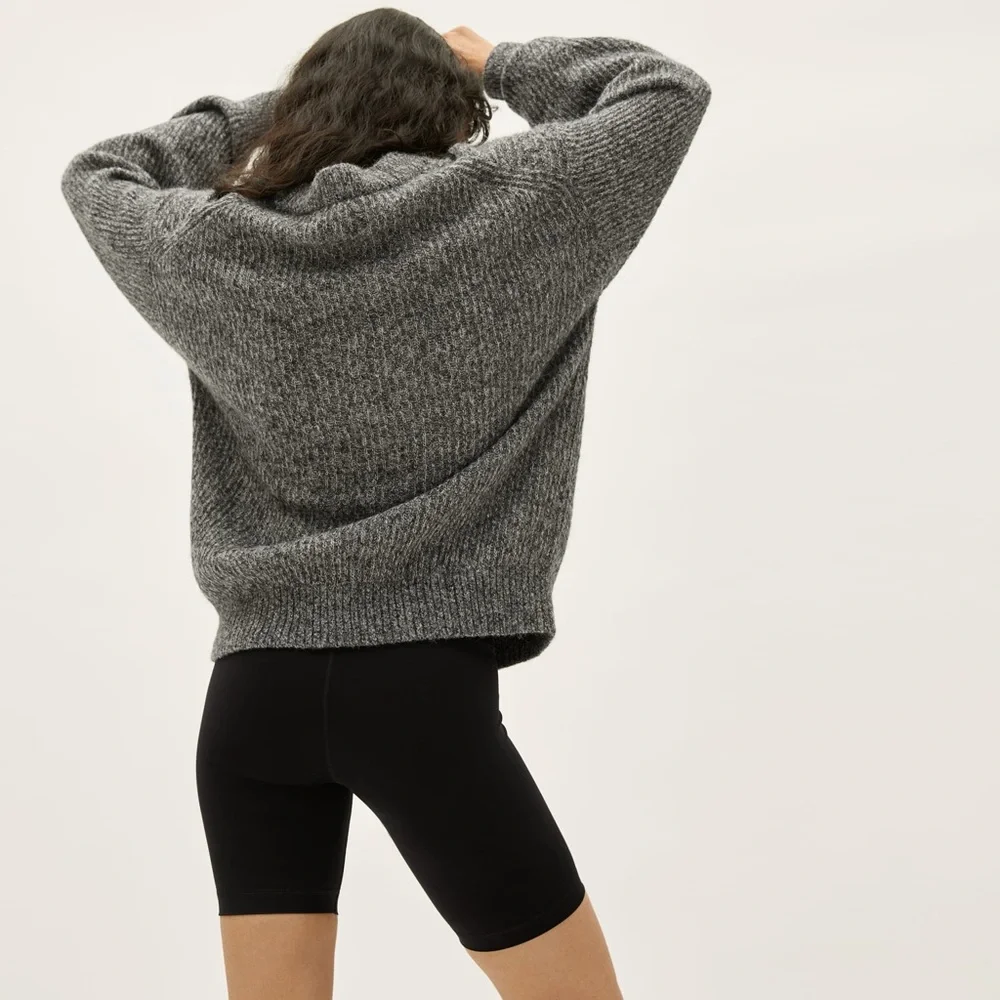 Everlane Oversized Alpaca Crew - Picture 4 of 8